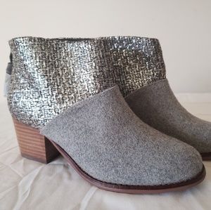 TOMS Leila Grey Boots